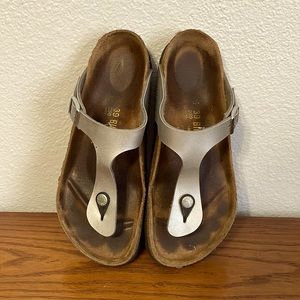 Gizeh Birkenstock Sandals. Silver size 39